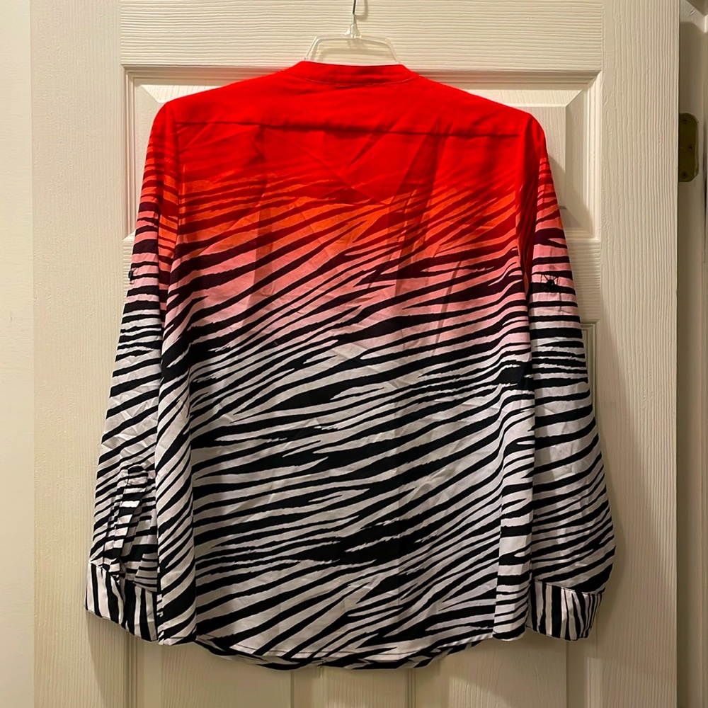 Calvin Klein Zebra Print Shirt - Sleeves can be rolled up and button -Size Xl - Picture 2 of 3